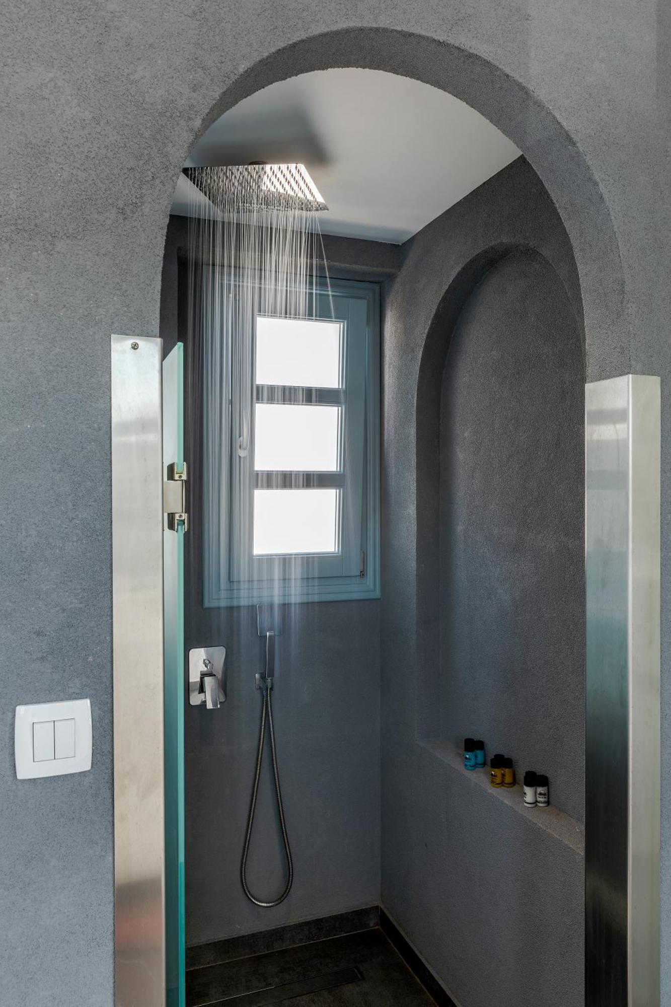 Blackstone Luxury Suites Emporio  Buitenkant foto