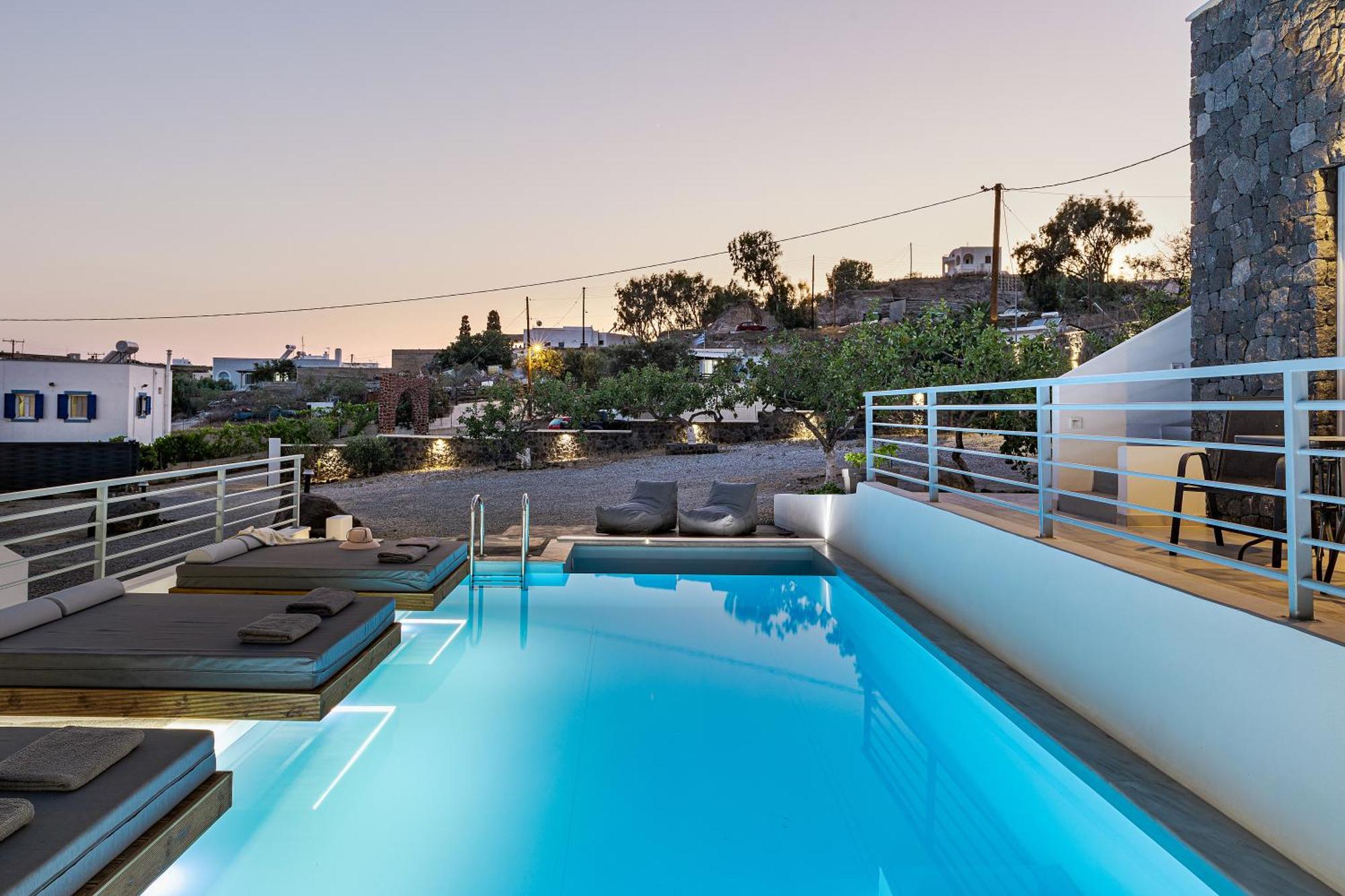 Blackstone Luxury Suites Emporio  Buitenkant foto